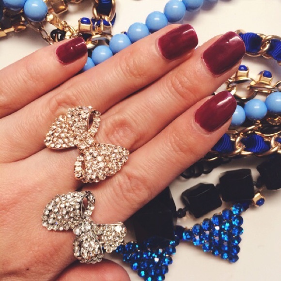 T+J Champagne Bow Pave Ring - Picture 2 of 2